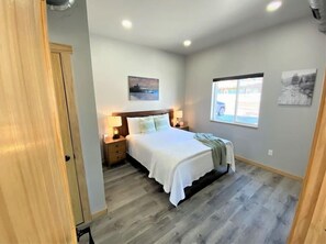 1 chambre, fer et planche à repasser, lit parapluie, Wi-Fi gratuit