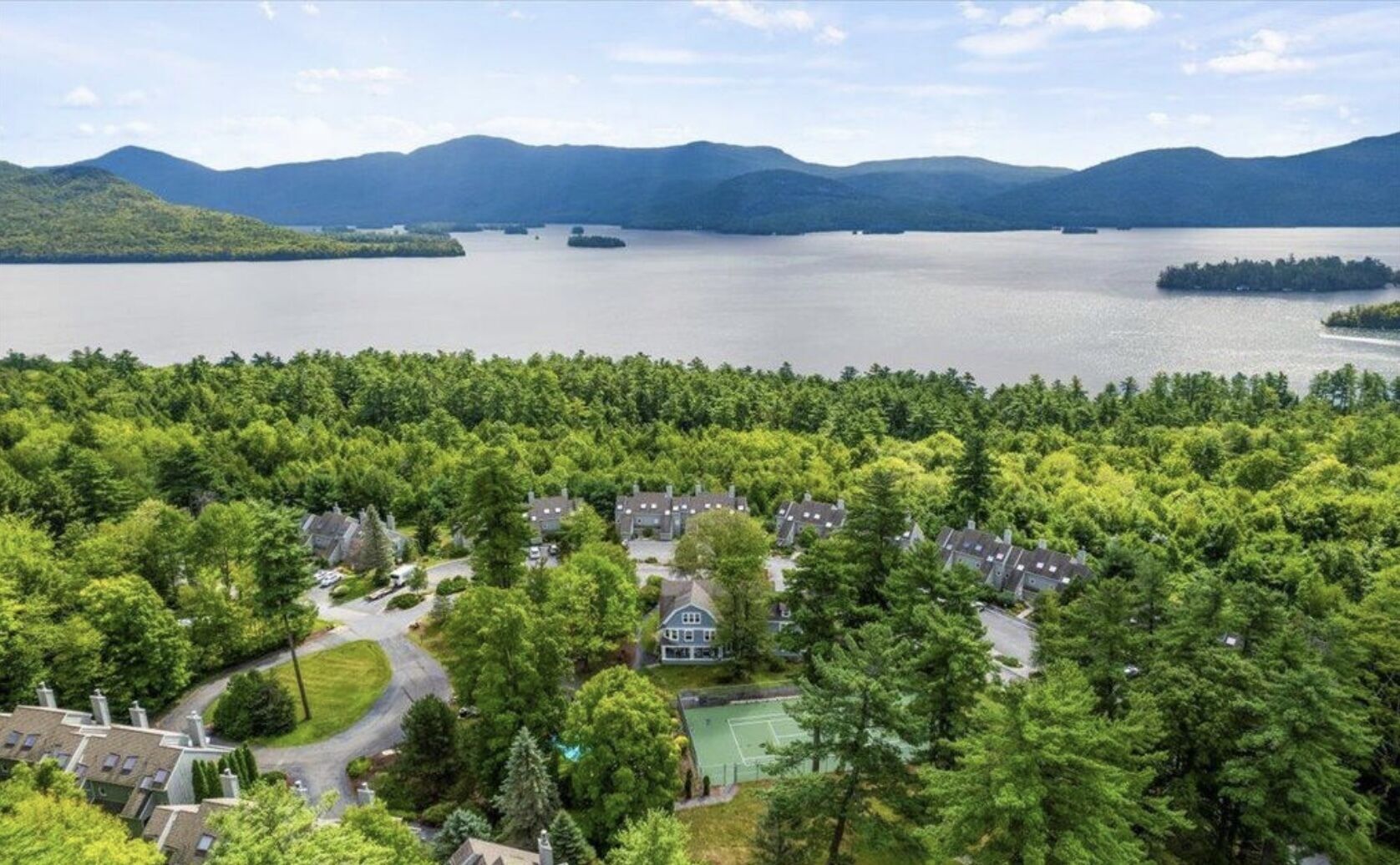 Great location in Bolton Landing