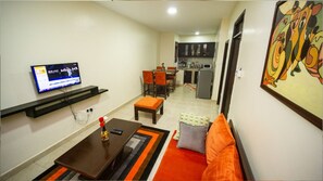 Living area - Garden Towers- Luxury Condo (3) (Kampala)