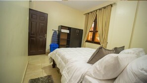 1 bedroom, WiFi, bed sheets