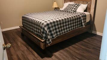 7 bedrooms, WiFi, bed sheets, wheelchair access