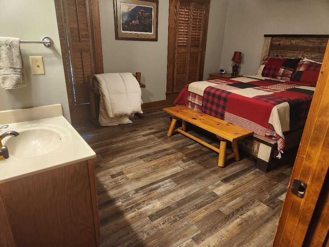 7 bedrooms, WiFi, bed sheets, wheelchair access