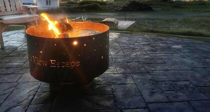 Private 2 Bedroom Apartment with Ocean View at Cape View Escape