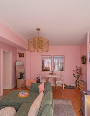 Smart TV, video games, DVD player, stereo