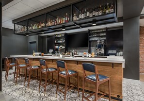 Bar (on property) - Hyatt Place Newark - Main Street (Newark)