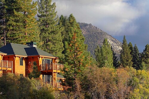 Gorgeous 2 Bedroom Suite + Amenities at Hyatt High Sierra Lodge