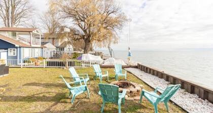 80 Feet of Private Lakefront Cottage in beautiful Town of Amherstburg, Ontario