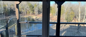 Charming Cozy Cabin Studio Close to Nashville with Great Tennessee Views