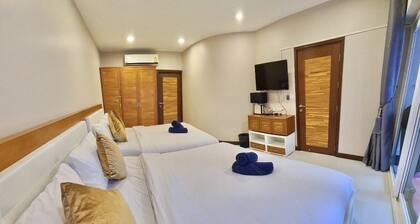 Wave Pool Villa Pattaya วิลล่า 2 ห้องนอน 3 ห้องน้ำ 5 นาทีถึงทะเล