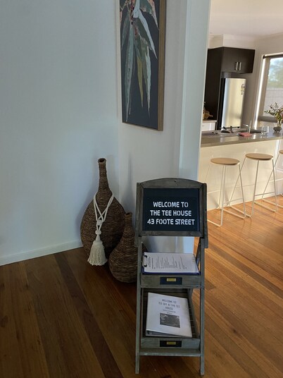 The Tee House is conveniently located in Kilmore township next to Golf Course.