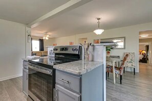 電子レンジ、オーブン、コンロ、食器洗い機