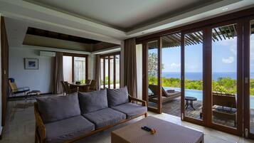 Luxury Villa, 1 Bedroom, Ocean View | Living area
