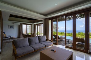 奢華別墅, 1 間臥室, 海景 | 客廳 | 平面電視
