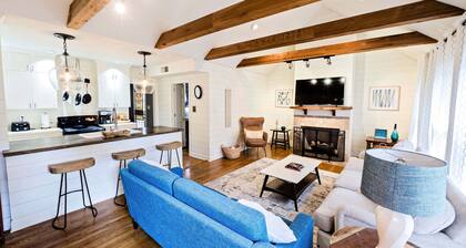 Charming Home on Quiet Street- Near U of M - Fully Fenced Yard- Separate office