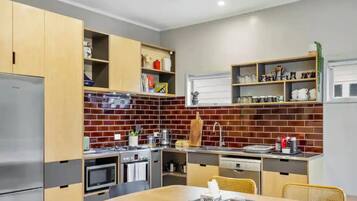 Apartment | Private kitchen | Fridge, microwave, oven, dishwasher