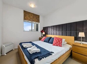 Apartment | 1 bedroom, individually decorated, individually furnished, desk - Wonderful Apt in CBD Neighbourhood I Zodiak Stays (Auckland)
