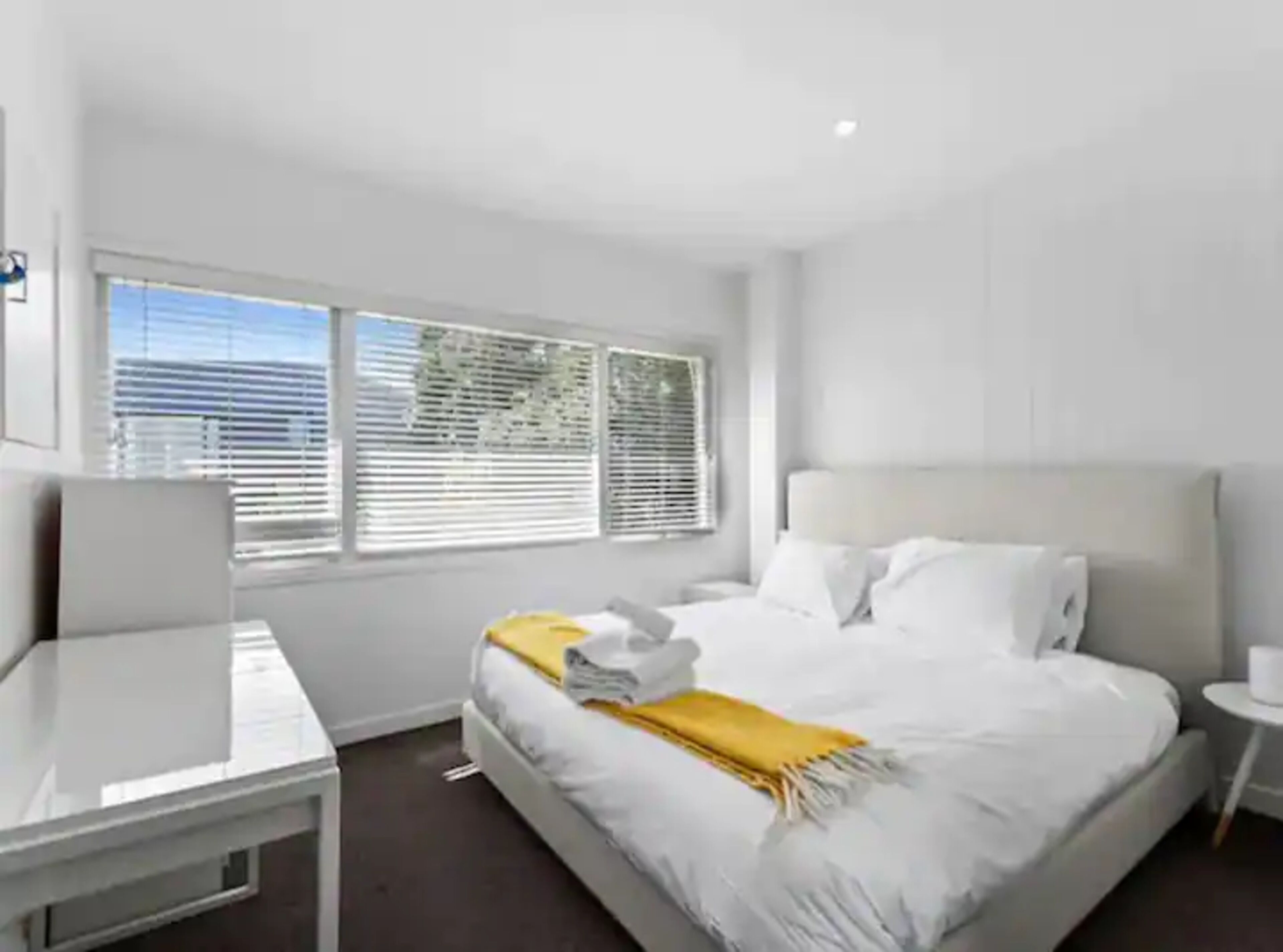 Lovely Ellerslie 2-Bedroom Unit