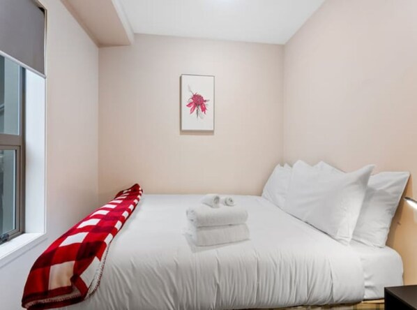 Appartement | 1 chambre, décor unique, ameublement unique, fer et planche à repasser