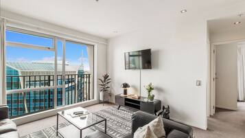 1 bedroom, individually decorated, individually furnished