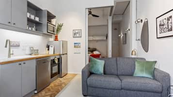 1 bedroom, individually decorated, individually furnished