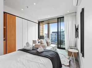 Departamento | 1 habitación, decoración personalizada y muebles diferentes 