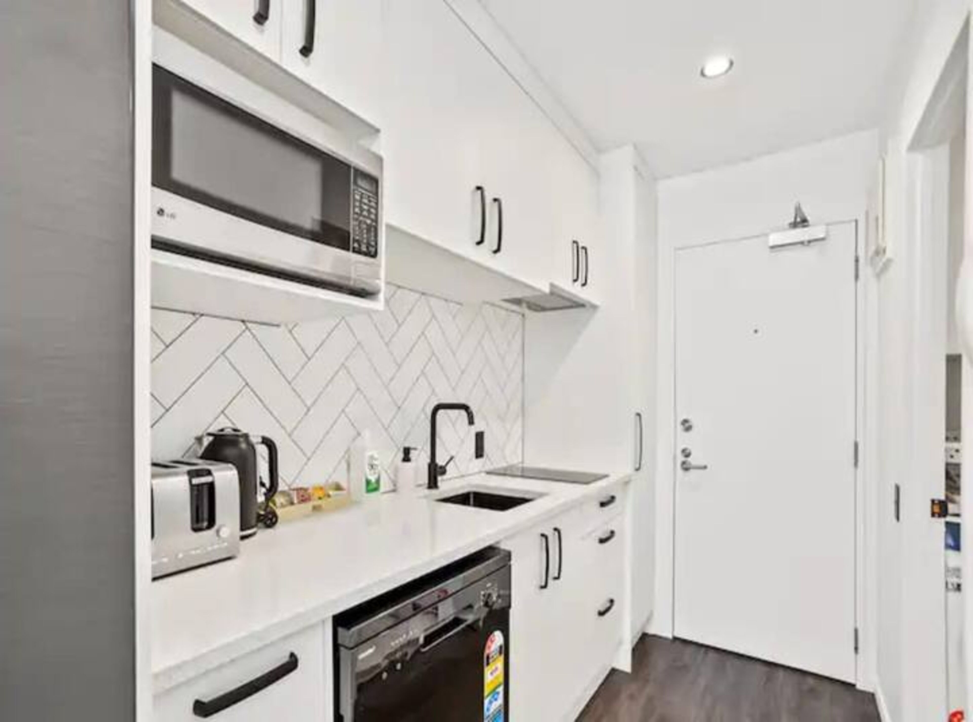 Modern One Bedroom Apartment In Auckland Central