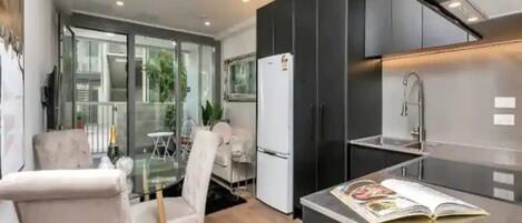 Departamento | 1 habitación, decoración personalizada y muebles diferentes