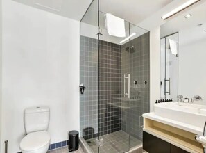Apartment | Bathroom