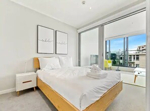 Apartment - Heart of the City Stylish 1BR Flat | Zodiak Stays (Auckland)