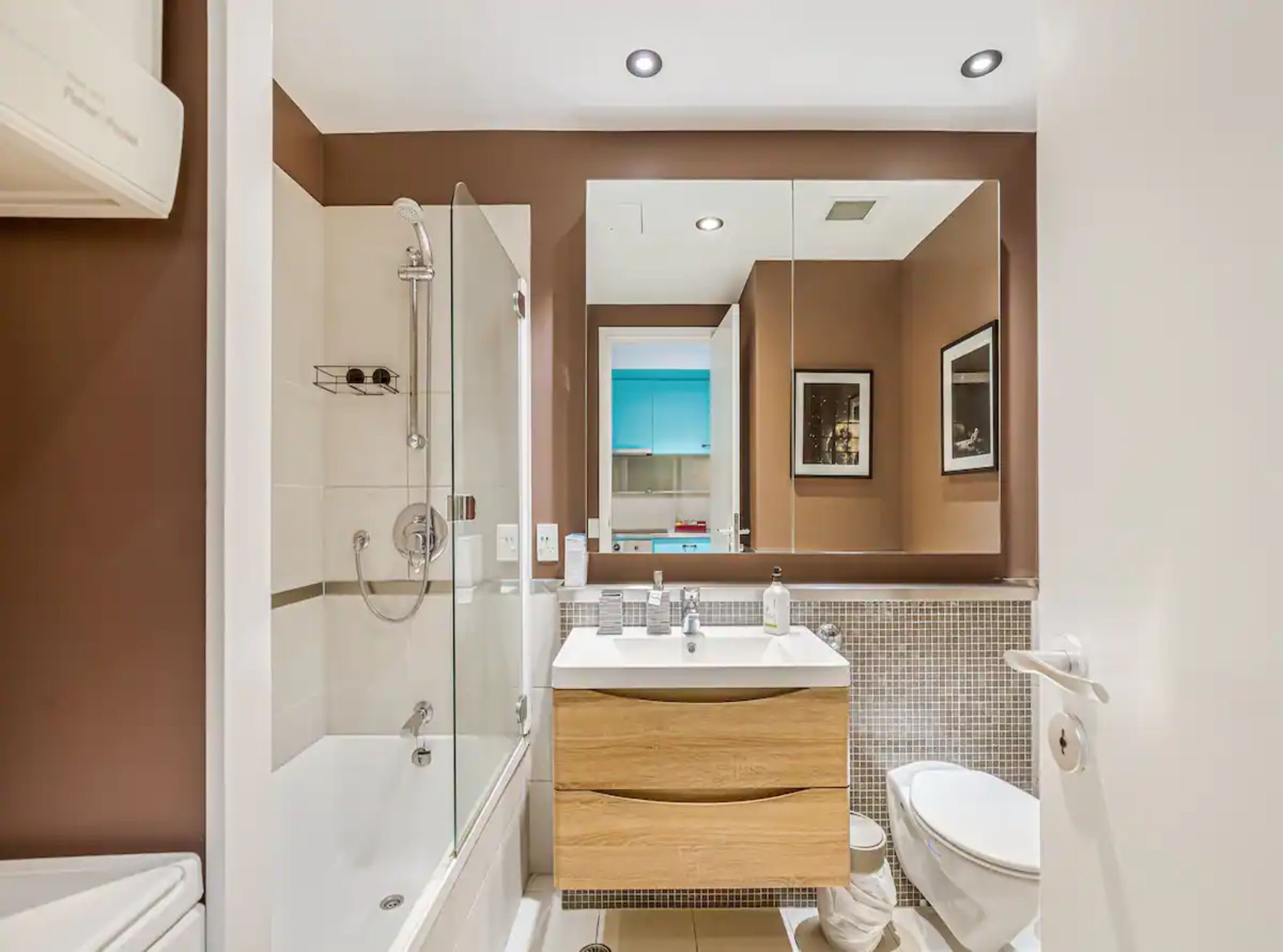 One-Bedroom In Loft Viaduct