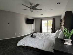 5 bedrooms, desk, iron/ironing board, free WiFi