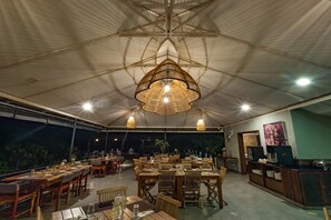 Restaurant - Machaan Wilderness Lodge Nagarahole (Virajpet)
