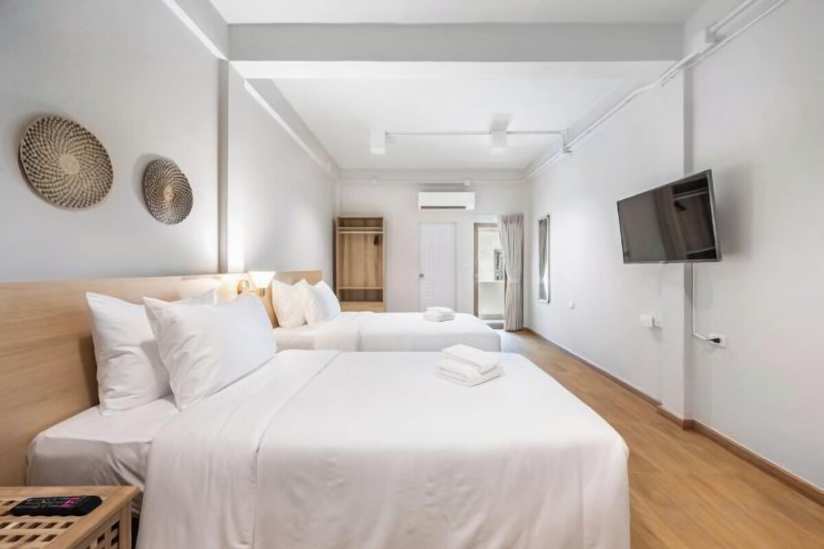 Minibar, gratis wi-fi och sängkläder