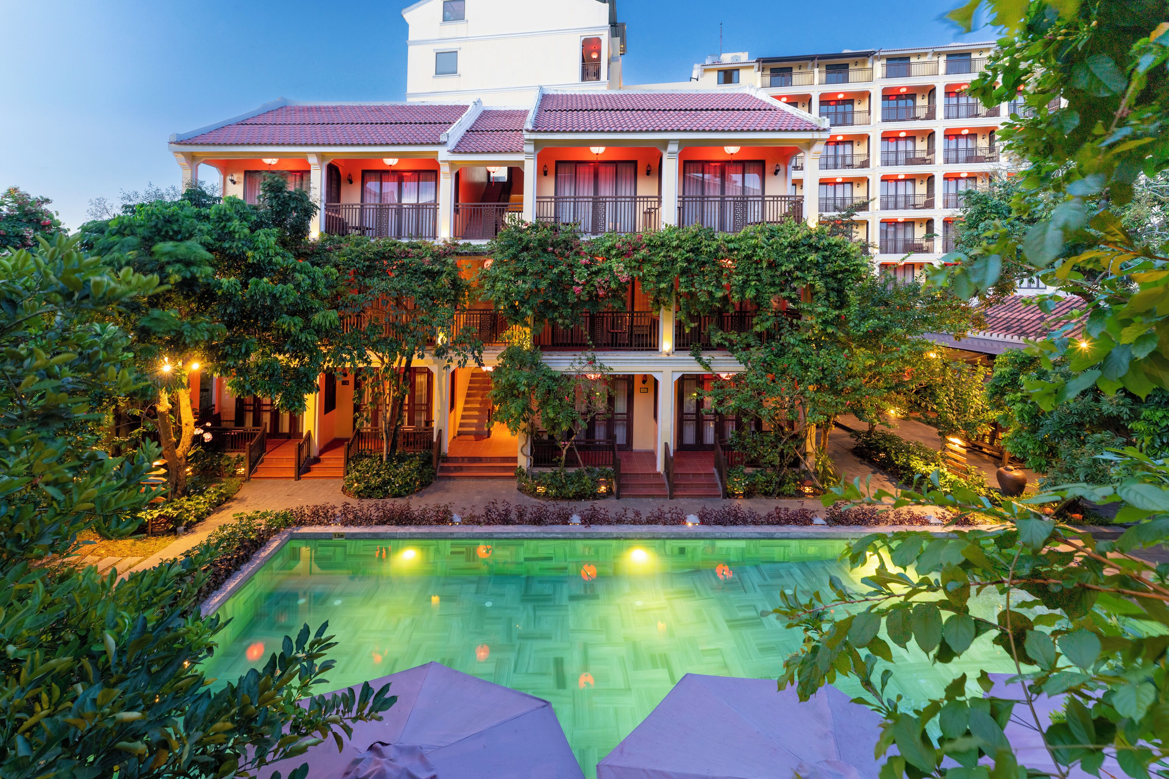 Front of property – evening/night