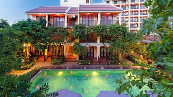 Front of property – evening/night