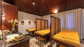 Couples treatment rooms, body treatments, aromatherapy
