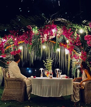 Breakfast, lunch, dinner served; Indonesian cuisine, beach views  - Louka Beach Bali (Kubu)