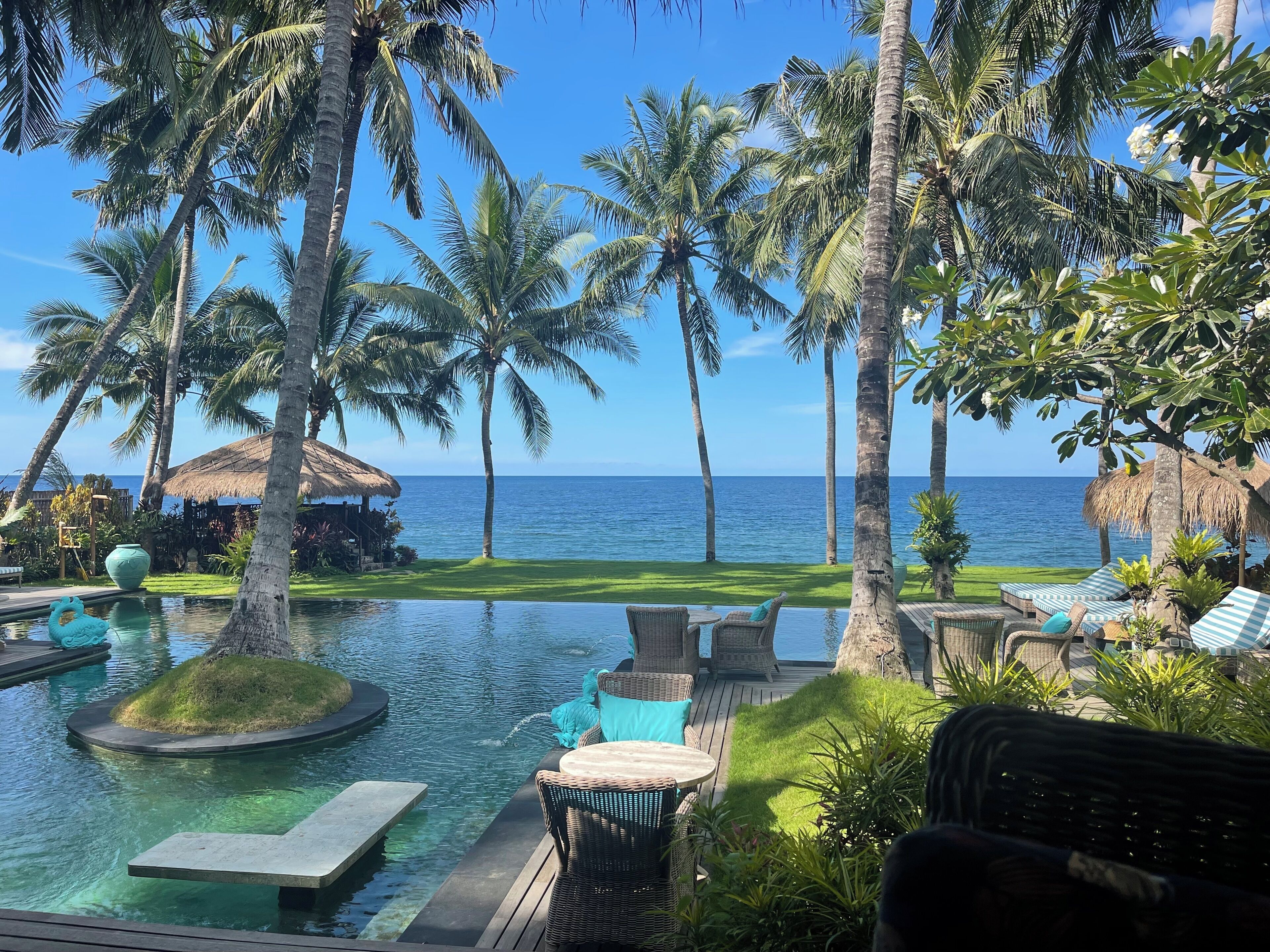 2 outdoor pools, pool umbrellas, pool loungers