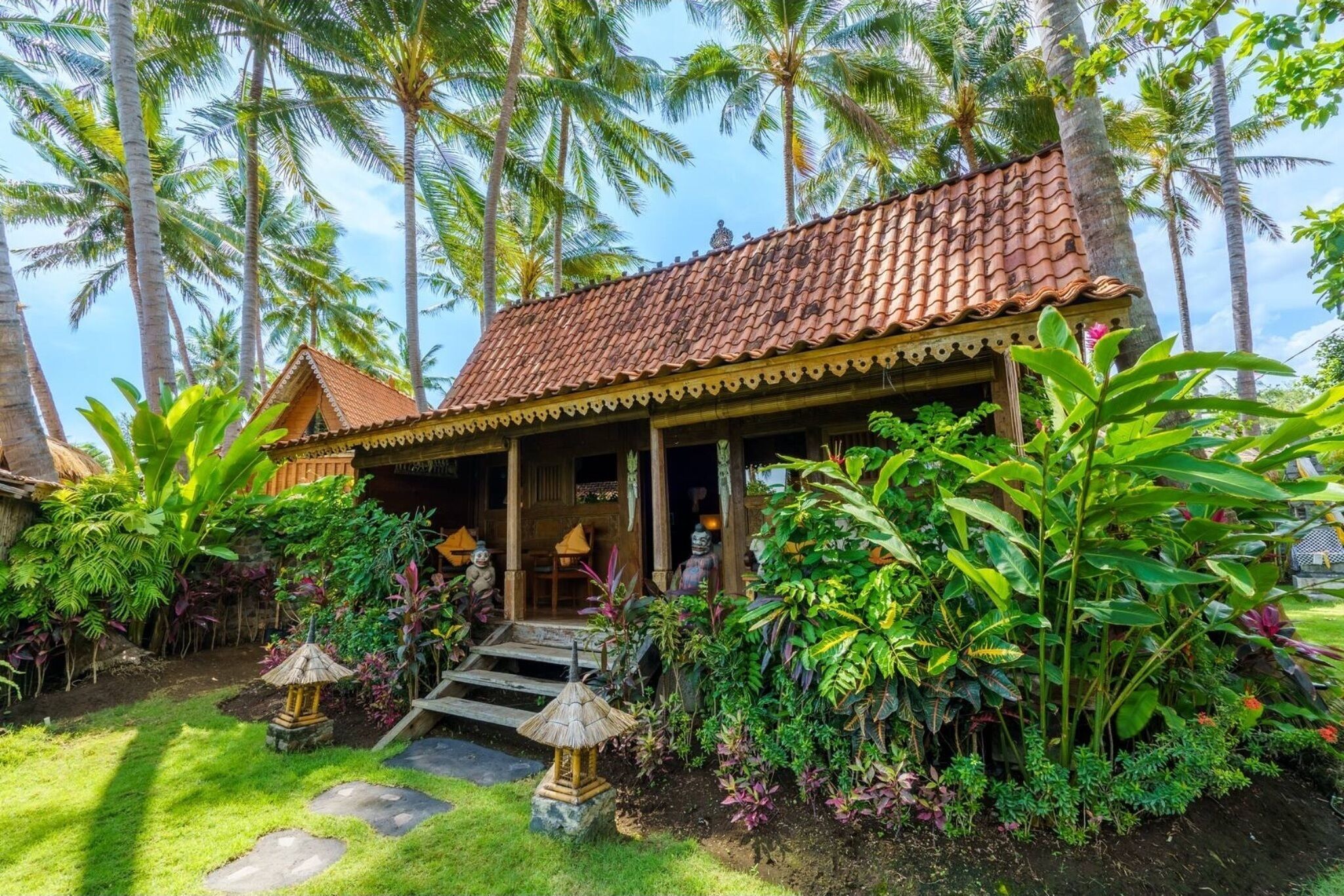 Honeymoon Bungalow | Egyptian cotton sheets, premium bedding, pillowtop beds, minibar