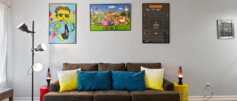 Smart TV, Netflix, streaming services