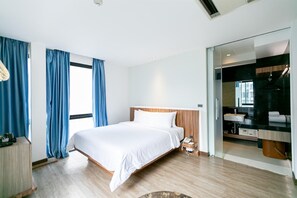 Deluxe Room, Corner - Uno Express Bangkok (Bangkok)