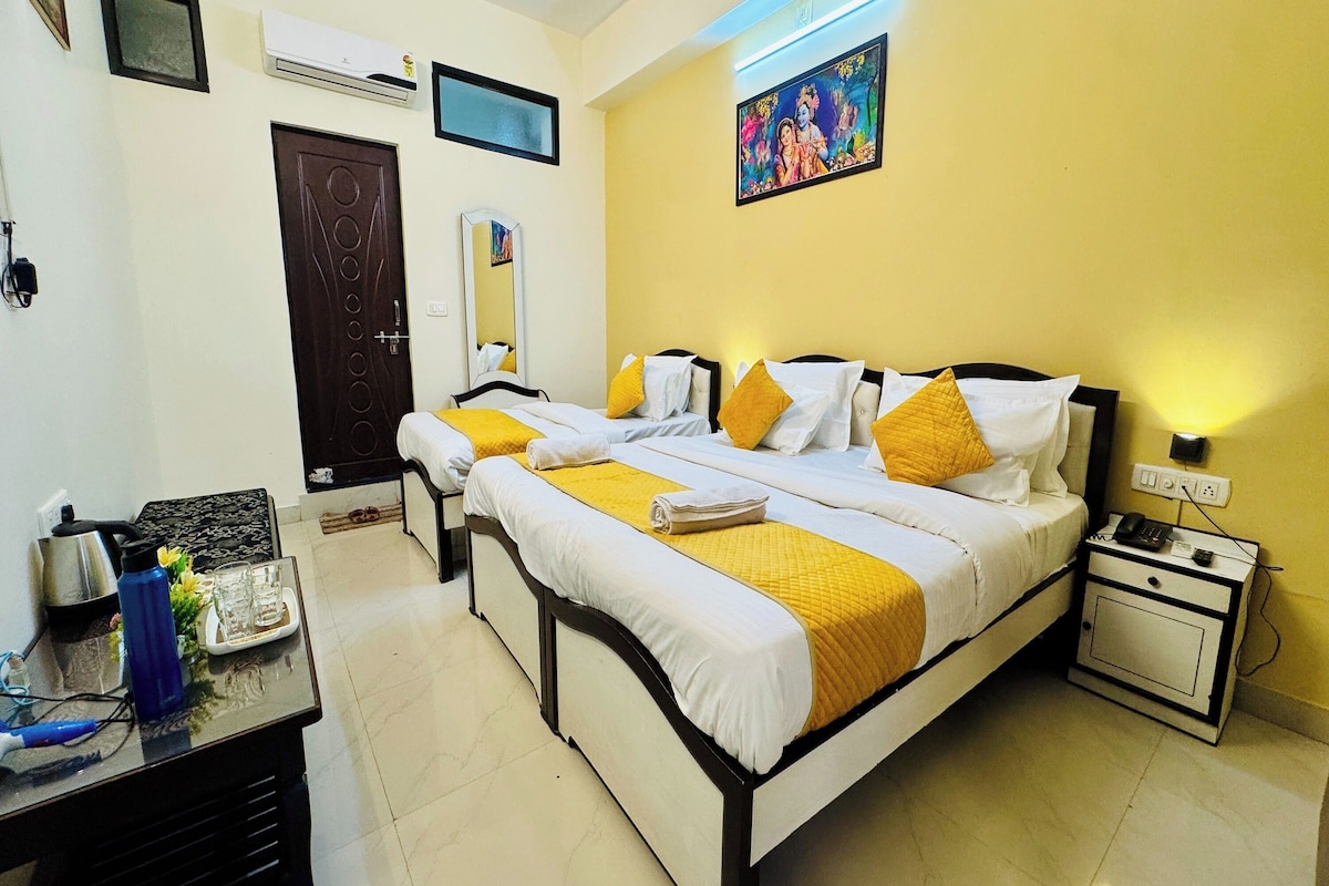 Deluxe Triple Room