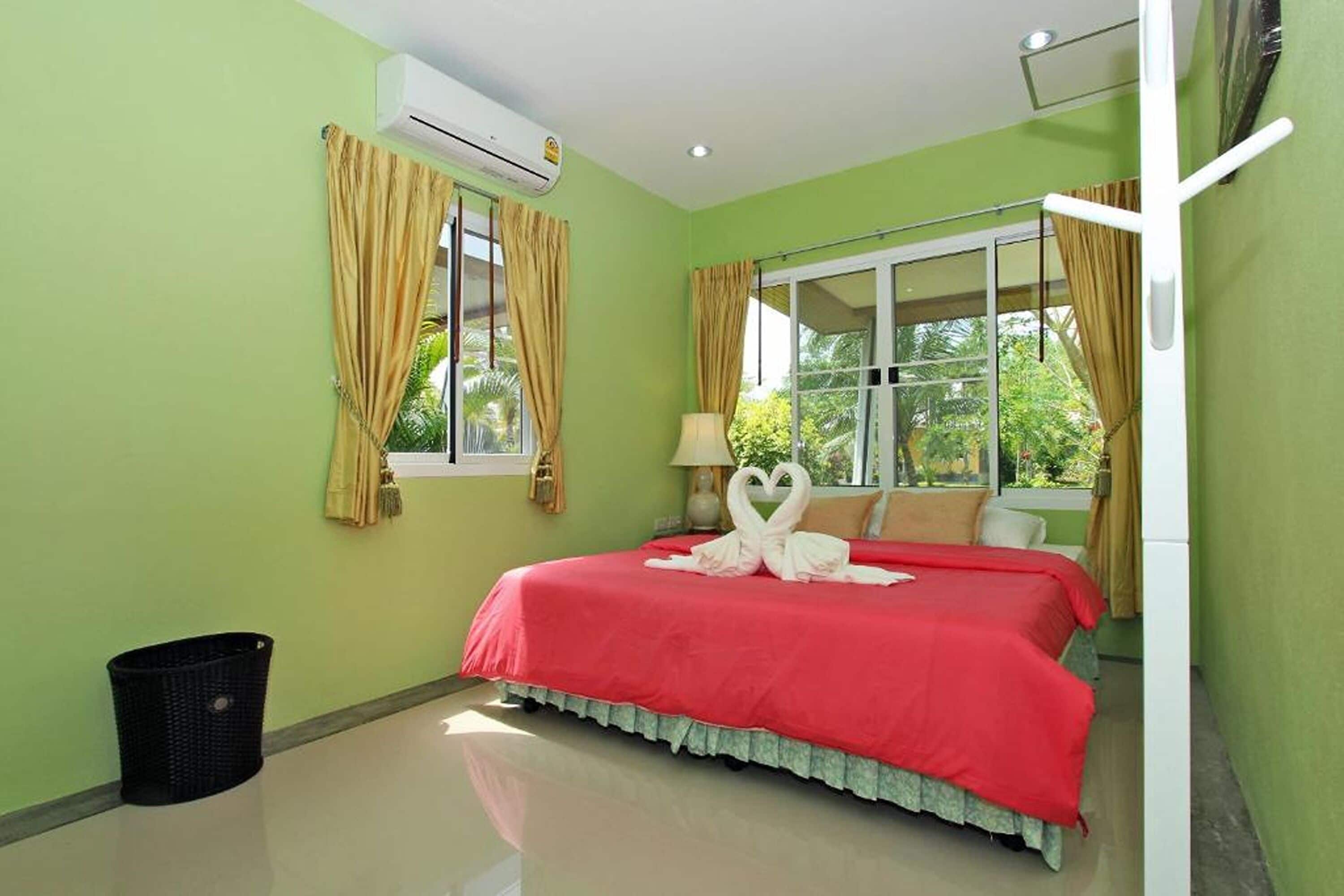 ดีลักซ์บังกะโล, วิวสวน | มินิบาร์, โต๊ะทำงาน, Wi-Fi ฟรี, ผ้าปูที่นอน