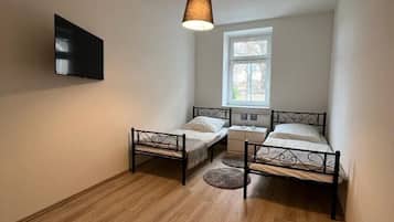 3 bedrooms, free WiFi, bed sheets