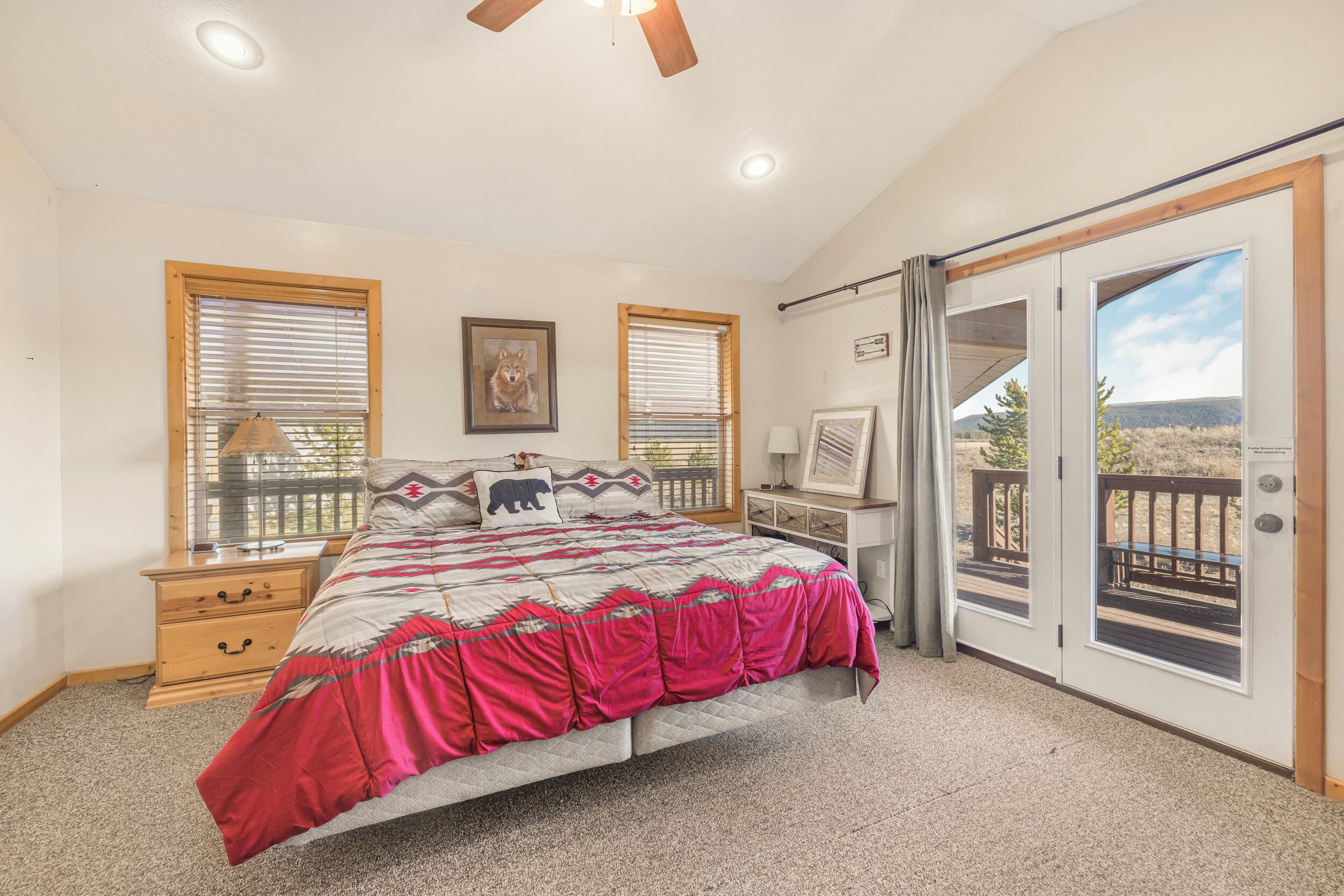 3 多间卧室、WiFi、床单