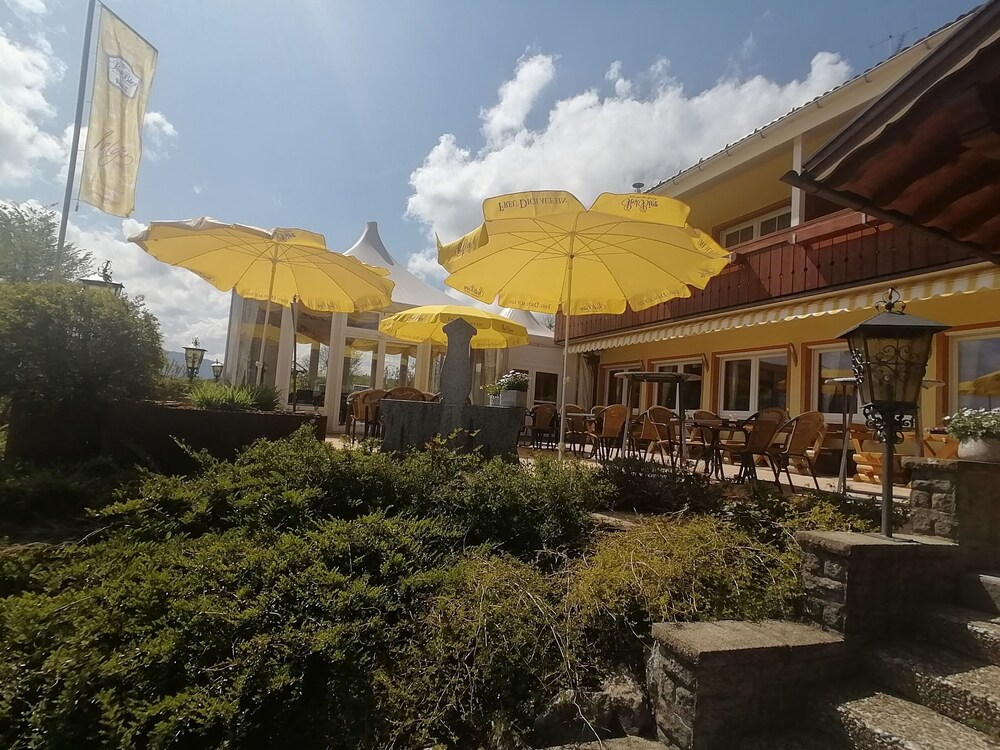 Helgas Landhotel image