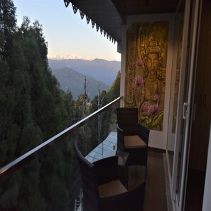Luxury Room with Mountain & Forest View | Balcony view - Amaira Resort & Farms - Mirik, West Bengal (Kurseong)