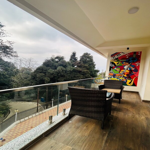 Premium room with forest view | Balcony