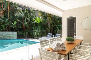 Pool - *Port Beach House 4* (Port Douglas)