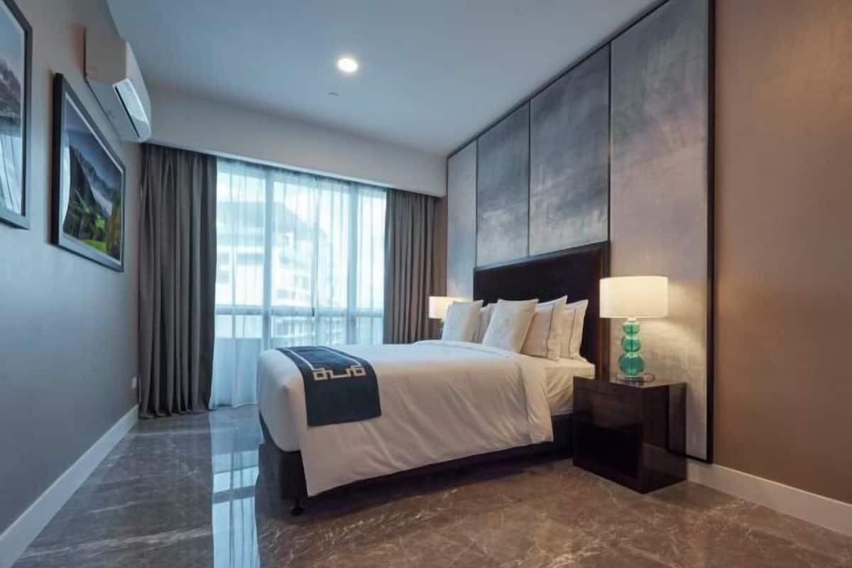 1 chambre, literie de qualité supérieure, couette en duvet d'oie